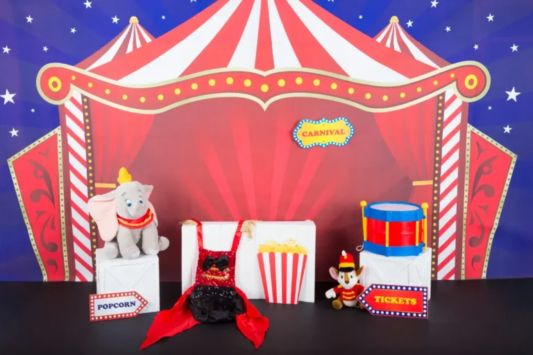 Dombo cake smash decor met circustent, popcorn en een rood pakje, cakesmash fotoshoot Zoetermeer